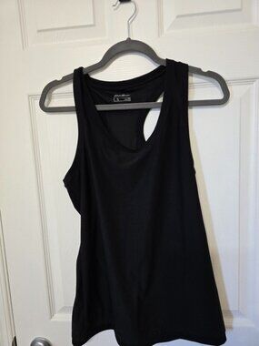 Eddie Bauer Sport Tank – Size Medium – Relaxed Fit